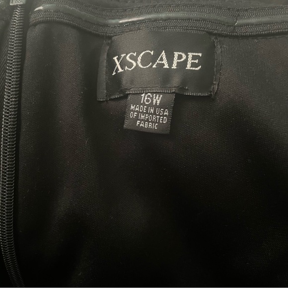 Xscape dress 16W black off shoulder elbow sleeve back zip built in bra back slit - Picture 13 of 16
